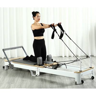 Pilates reformer træningsmaskine med justerbare fjedre stærk ramme komfortabel polstring optimal modstand perfekt til hjemmetræning