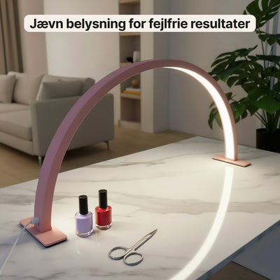 Neglelampe – LED halvmåne bordlampe