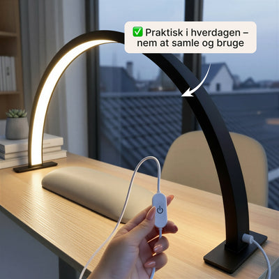 Neglelampe – LED halvmåne bordlampe